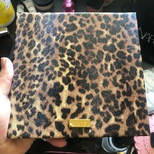 Tarte magnetic z palette leopard print